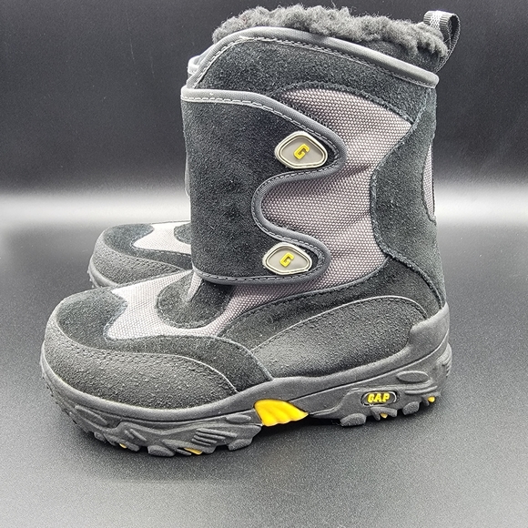 GAP Other - Gap Little Kids Snow Boots Sz 13 Black Grey Yellow 3M Thinsulate Insulation New